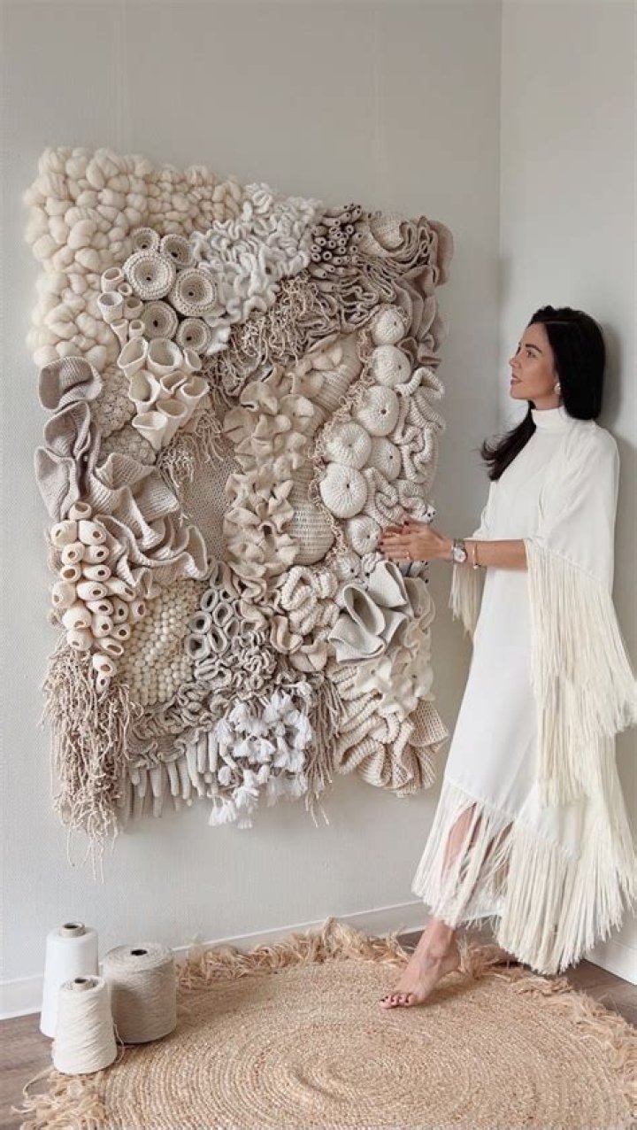 Discover The Unseen World Of Fiber Art Pioneer Nellie Mikshansky